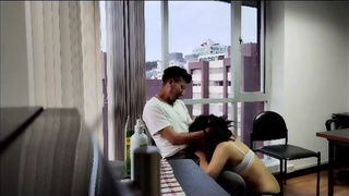 Secretaria follada en oficina.