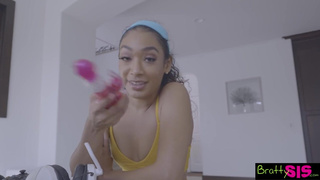 Step Sis "I put my controller on my pussy and it made me horny" S18:E10