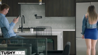 TUSHY - APPLE BOTTOM - The Big Booty Compilation