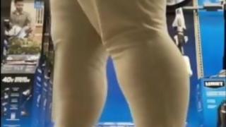 BBW GIANTESS STOMPING