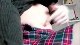 Preview de un video de encargo giganta vore