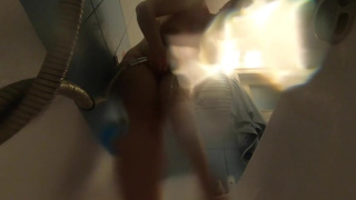 Gianess Lena in bathtube