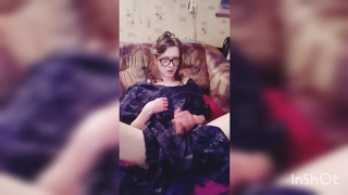 Hattabi4ik Massive Self Pee Fetish (Gold Rain)