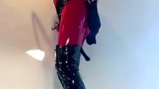 Doll Exhibition Tied on Turntable with Magic Wand