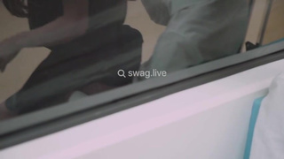 Asian girl wearing jumping egg in MRT | Go search swag.live @linlinbebe