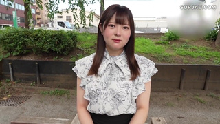 Selloko” charms you with her cute dimples! She gets ang