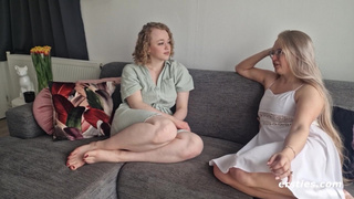 Hot strap-on fun for blondes Sarah & Anna