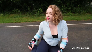 Busty Amateur Sarah Masturbates After Daily Exercise