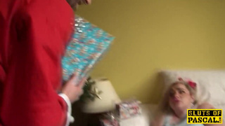 British plumper squirting for santa