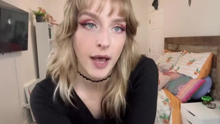 Mommy Wiinie Introduces You To Ass Play // With Virtual Kissing