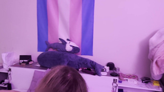 My girlfriend plays to dildo my ass!