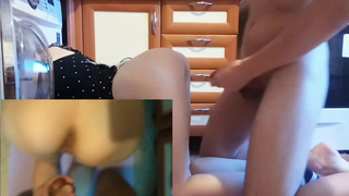  сводная сестра застряла в стиральной машине, и я наконец смог трахнуть ее