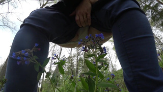 Mature BBW outdoor pissing and hairy pussy POV.