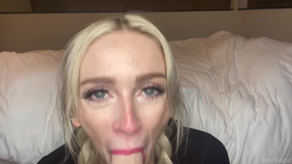 POV Juicy Tracksuit Blowjob