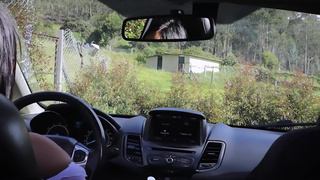 Me encontré con un desconocido en la carretera y terminamos teniendo sexo en mi carro/ I met a stran