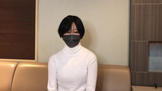 ショートカット美女のフェラとイラマを味わい尽くす→ごっくん①。Taste the blowjob and deep-throating of a beautiful short-cut girl ①