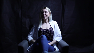 Une interview qui finit en baise