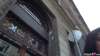 GERMAN SCOUT - 18 JAHRE  SCHLANKE KRISTINA DAS ERSTE MAL GEFICKT