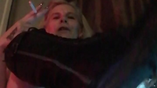 Milf smoking for you and peep at these natural puppies SO MUCH MoRE AT #ONLYFANS ????????