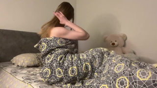The student engaged in hot masturbation after waking up!
