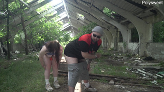 Hot public pegging in sunny weather