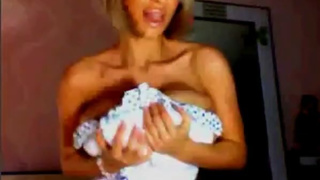 Amateur Webcam Tease