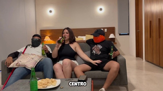 El amigo de mi esposo coge mucho mejor