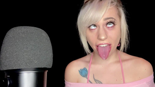 Like Aheago & Drool? Then Watch This Blonde Slut!