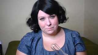 MILF allowing you to get a good look inside pussy.