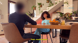 SCOPO IL MIO VICINO VERGINE, gli ho succhiato il cazzo e dopo mi ha scopata, ERO TUTTA BAGNATA!!