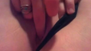 Emo Girl SunnyDae Masturbates on Webcam