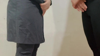 دوست مدرسه ای پارمیدا اومد خونمون و درباره ی کون گنده اش حرف