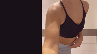 GYM MASTURBATION - I'm in the gym, I'm horny and I go to the bathroom to masturbate