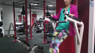 Butt Plug nPussy RISKY FLASH at GYM