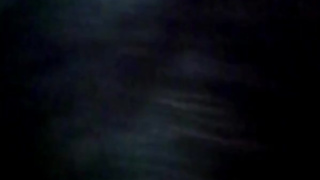 Mi vecino entro a mi casa cuando se fue mi esposo,por fin le di una mamada deliciosa.