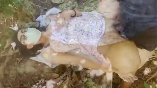 Pinay outdoor fuck - Laway na Laway Ako sa titi ng kababata ko kaya inaya ko xa sa liblib na gubat