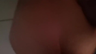 Mi vecina culona disfrutando mi verga gruesa cuando su marido se va de viaje