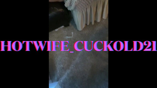 My bull fucking me very tasty! Meu comedor me fudendo bem gostoso no sofá de casa e o corno olhando!