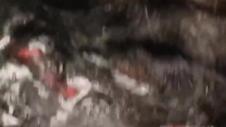 Sexo mientras duermen mis padres