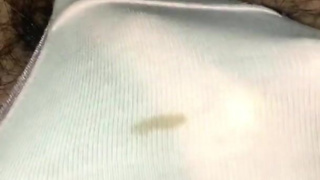 Watch a Japanese amateur masturbate for 20 minutes? My pants got wet [homemade]