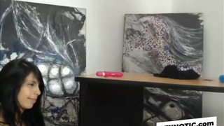 Amateur Lesbians Scissoring on Webcam