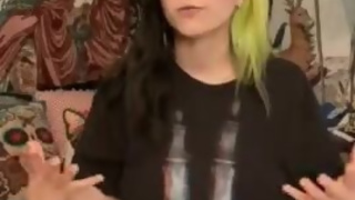 BigTittyGothEgg Dick Size 101