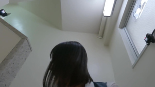 美人メガネお姉さんOLの会社に押しかけて... ③　昼休み中の共用廊下で、露出生SEX、騎乗位、立ちバック、もう１回精子のませた！