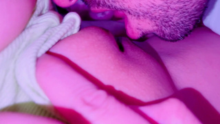 Мой муж трахает мою сестру, пока я была в душеشوهرم وقت من حموم بودمخواهرموگاییی