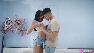 Teen Macarena Lewis gets mouthful of cum