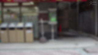 DVMM-091 "I'm glad you came again..." Exquisite technique that barely touches the dick! A big-assed lady who makes a man faint in agony with her teasing groin massage ends up being able to have raw sex with three nominations Jun Suehiro