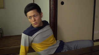 ZOOO-189 Son aroused by his mom wetting herself — ten scenes of sons getting turned on by vulnerable peeing moms. 240 min