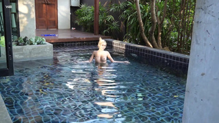 Watch4Beauty - Naksu - Thai Bath Backstage