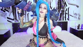 Jinx cosplay anal ass buttplug babe