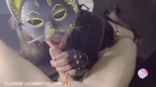 Lucia Martinez Trav si fa sbattere da un porco conosciuto in palestra!